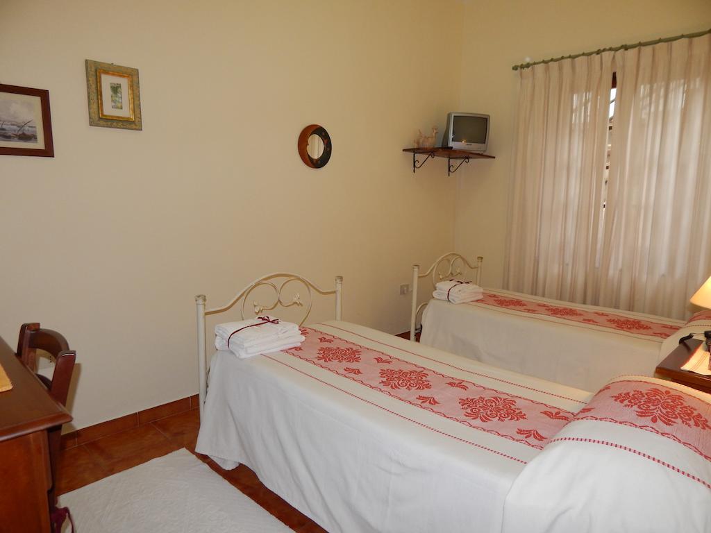 Hotel Il Platano Ottana Rum bild