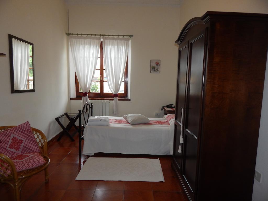 Hotel Il Platano Ottana Rum bild