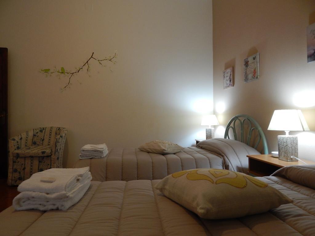 Hotel Il Platano Ottana Rum bild